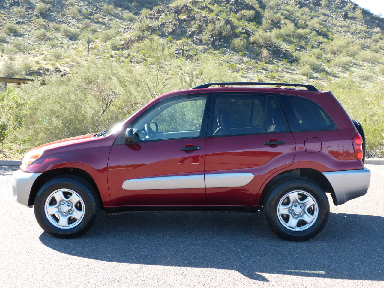 Toyota RAV4 2WD 2005