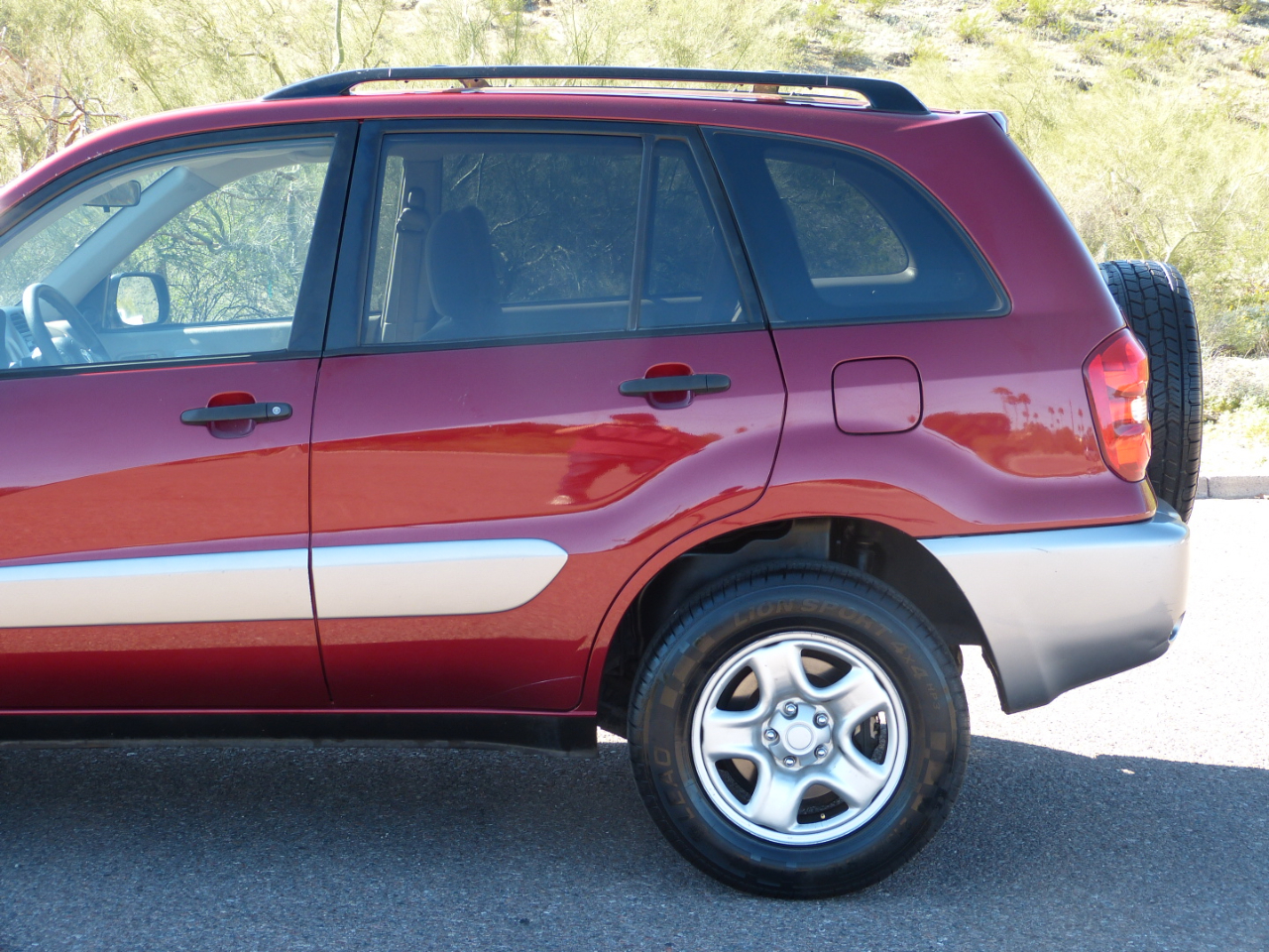 Toyota RAV4 2WD 2005
