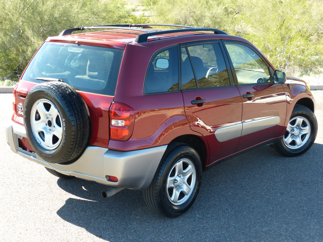 Toyota RAV4 2WD 2005
