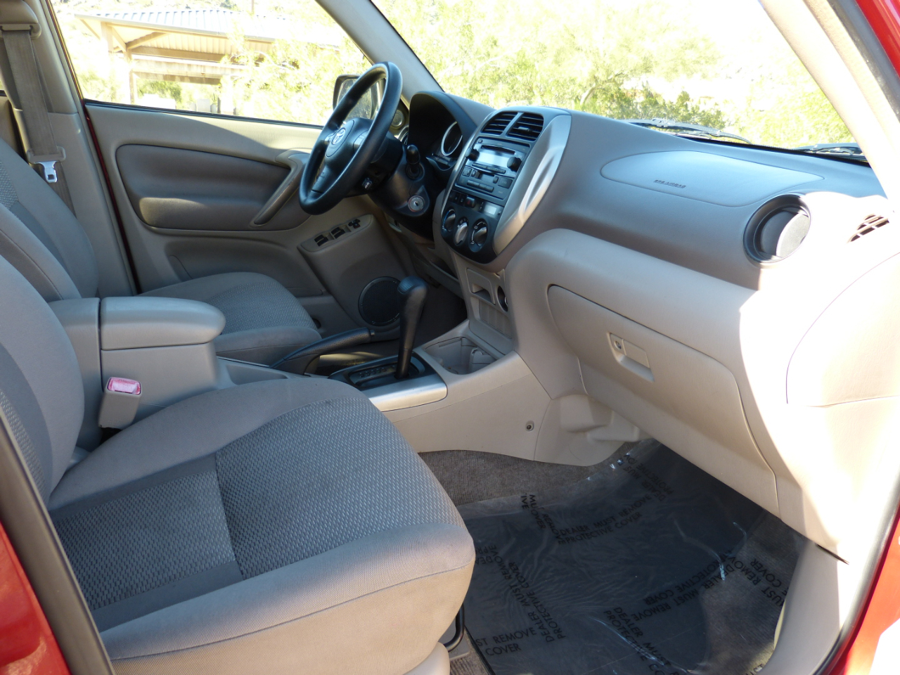 Toyota RAV4 2WD 2005