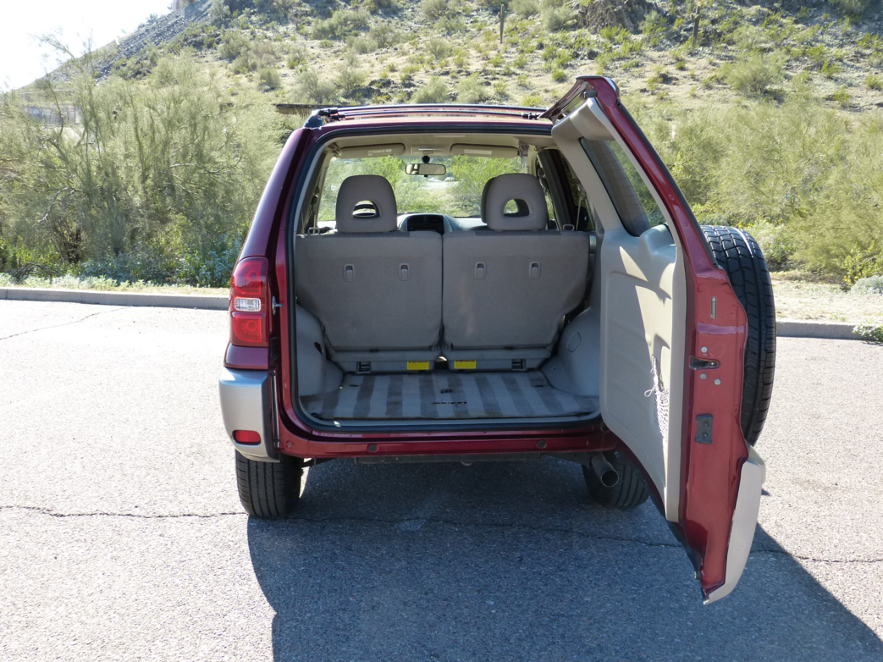 Toyota RAV4 2WD 2005