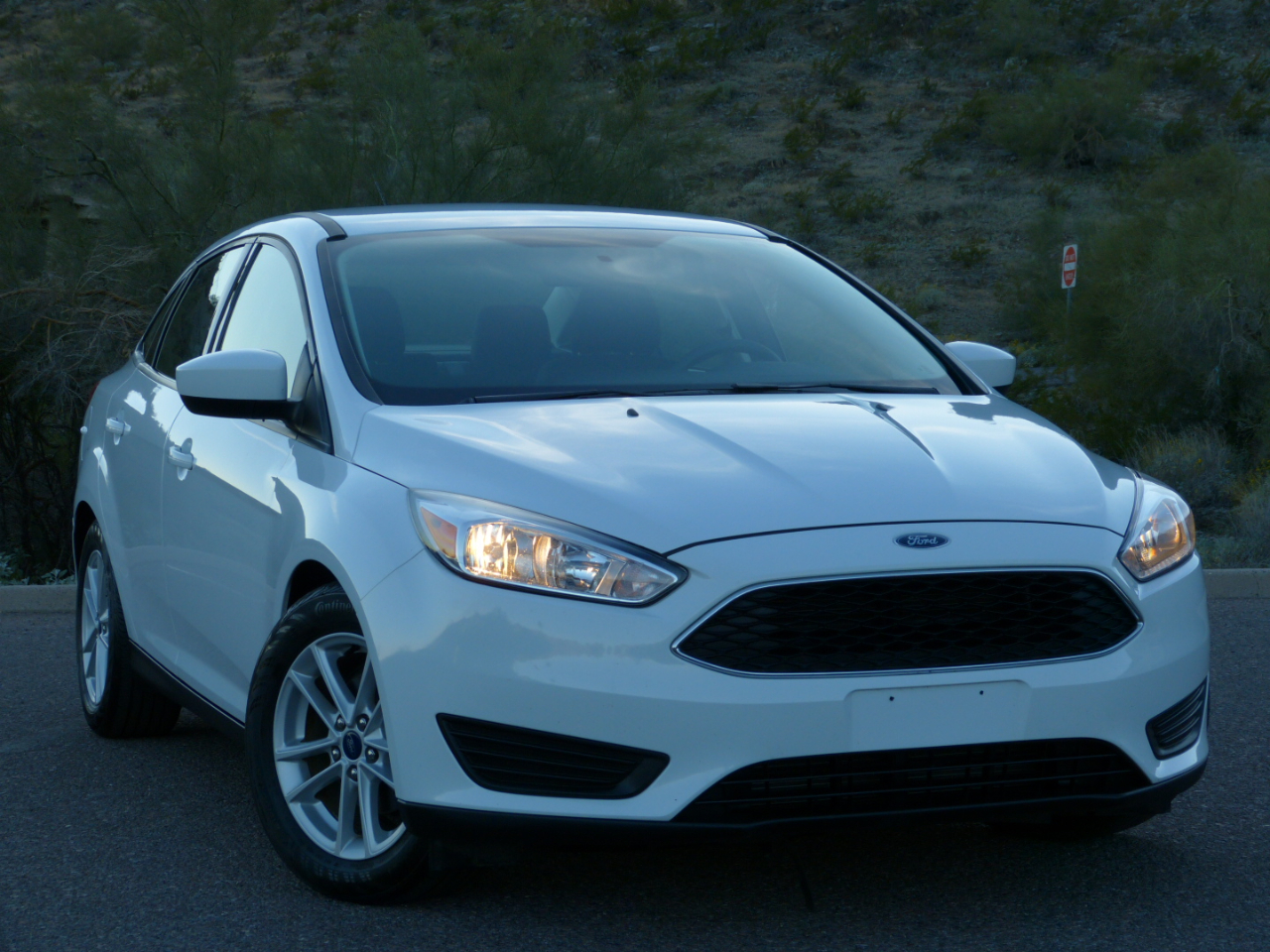 Ford Focus SE Sedan 2018