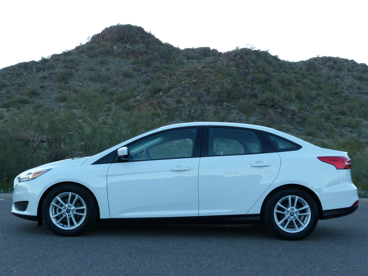 Ford Focus SE Sedan 2018