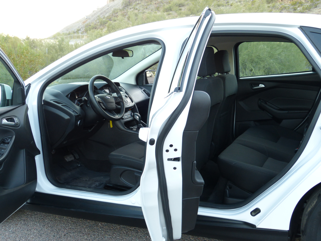 Ford Focus SE Sedan 2018