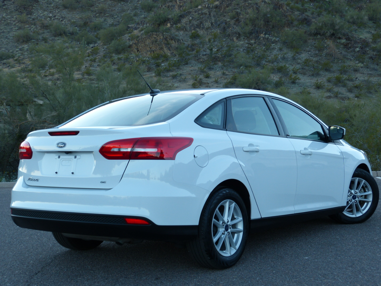 Ford Focus SE Sedan 2018