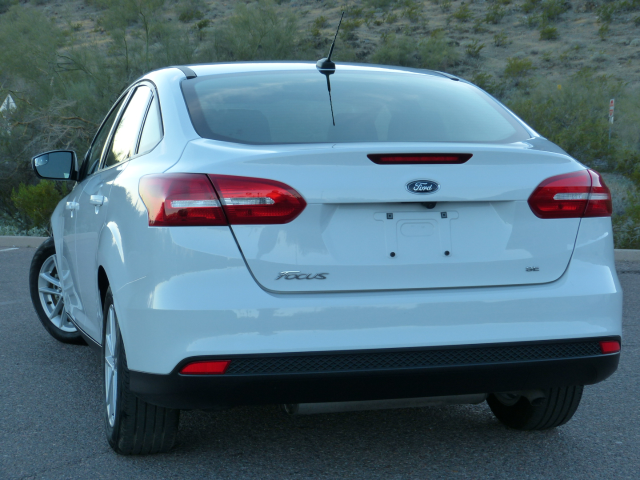 Ford Focus SE Sedan 2018