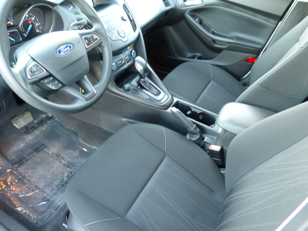 Ford Focus SE Sedan 2018