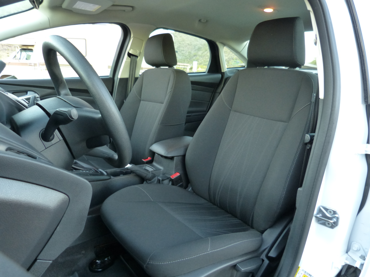 Ford Focus SE Sedan 2018