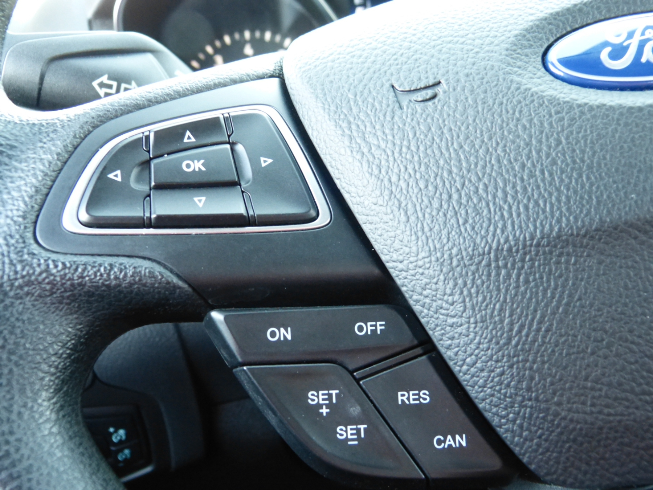 Ford Focus SE Sedan 2018