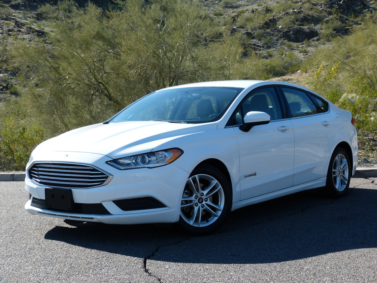 Ford Fusion Hybrid S 2018