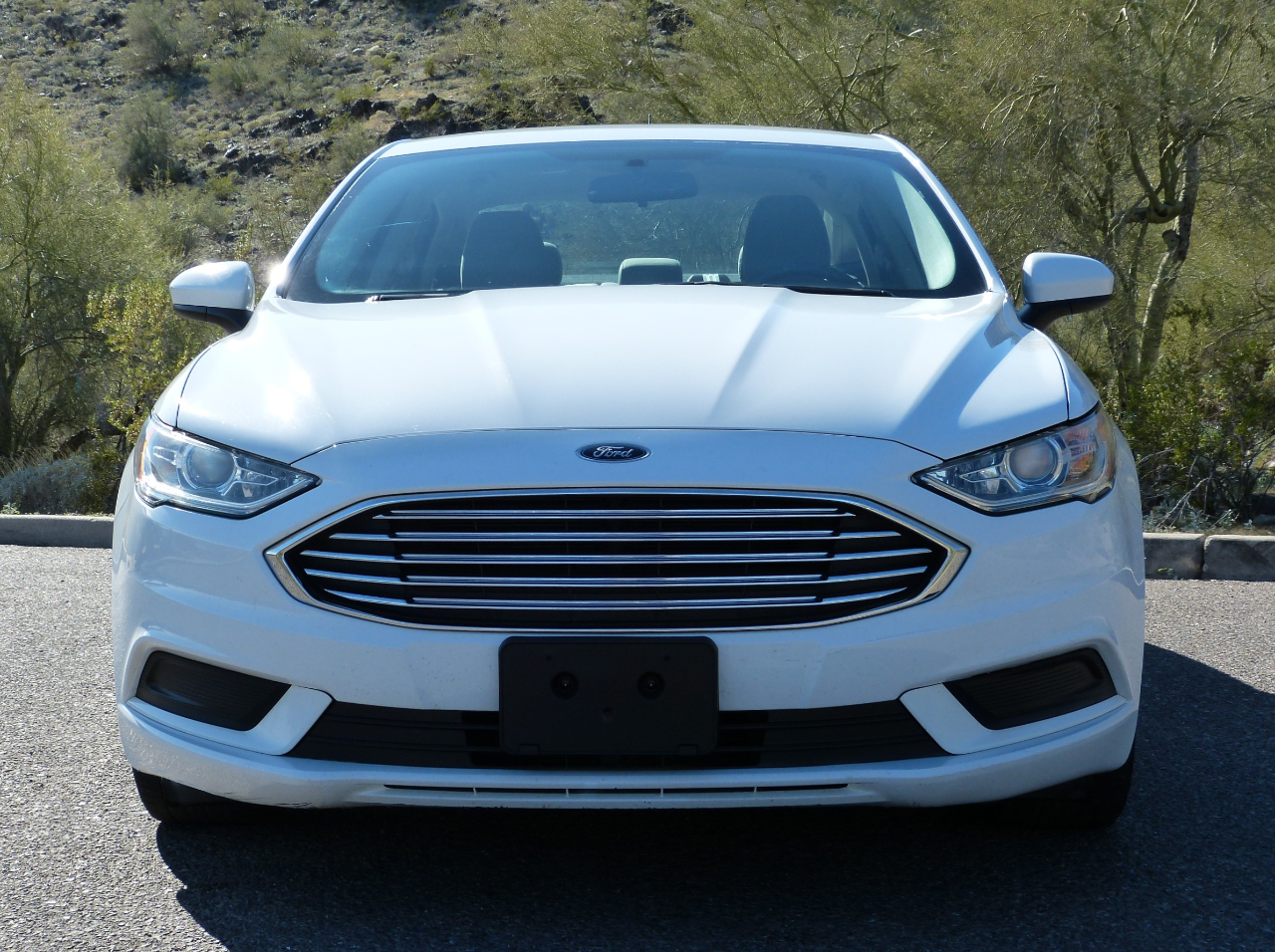 Ford Fusion Hybrid S 2018