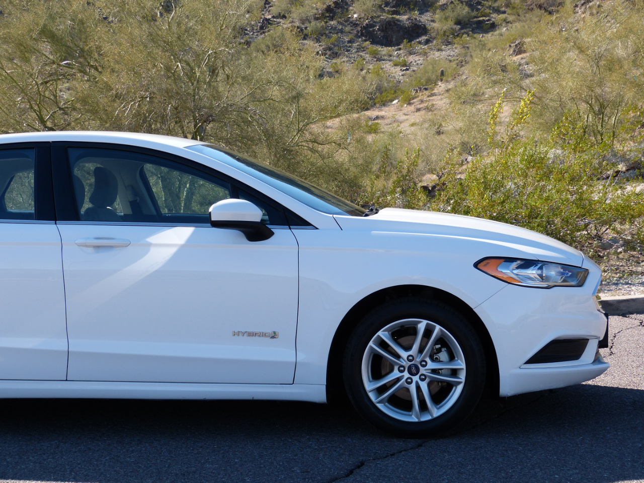 Ford Fusion Hybrid S 2018