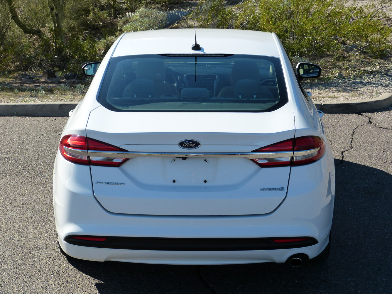 Ford Fusion Hybrid S 2018