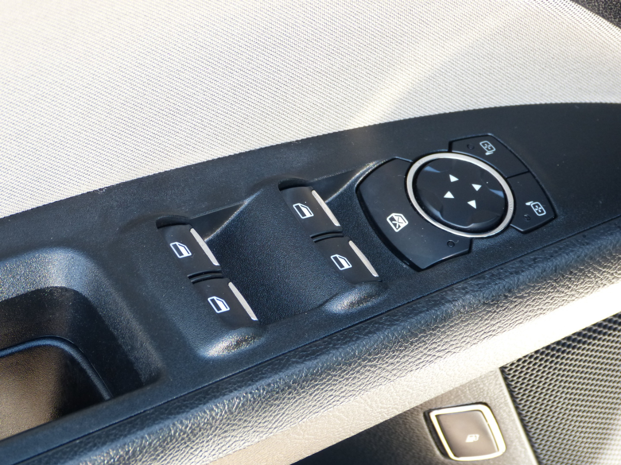 Ford Fusion Hybrid S 2018