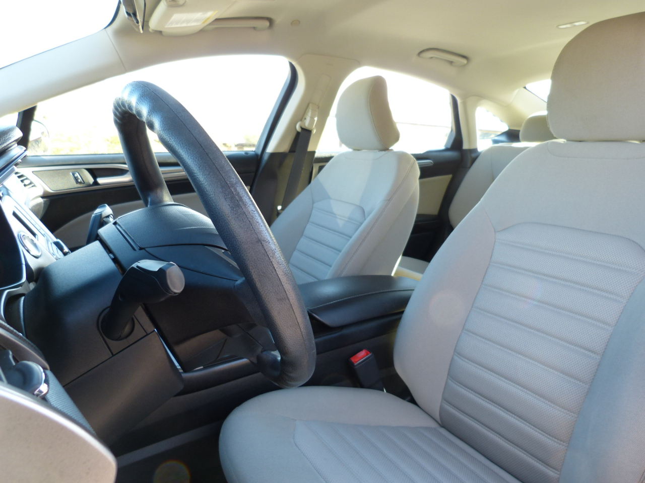 Ford Fusion Hybrid S 2018