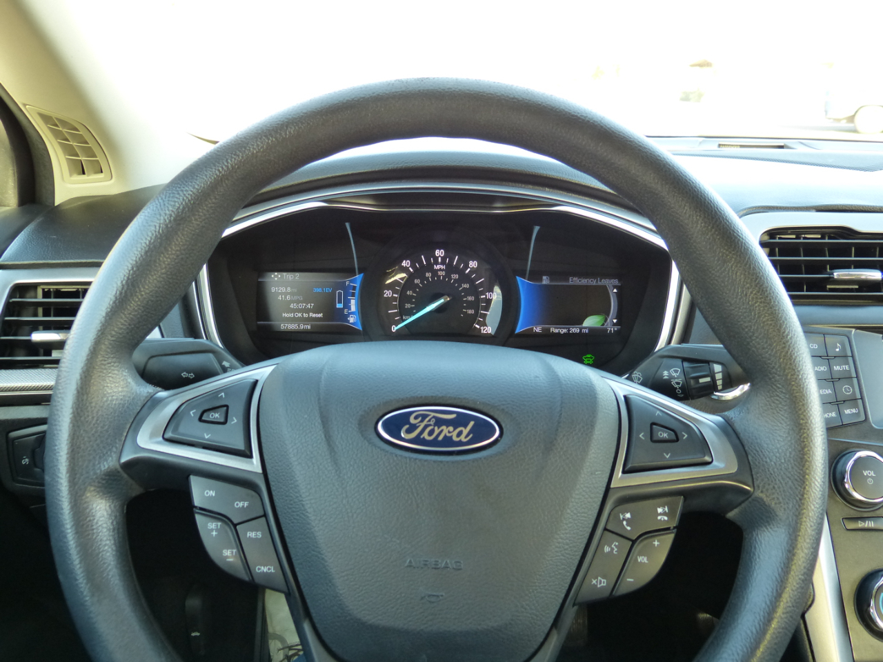 Ford Fusion Hybrid S 2018