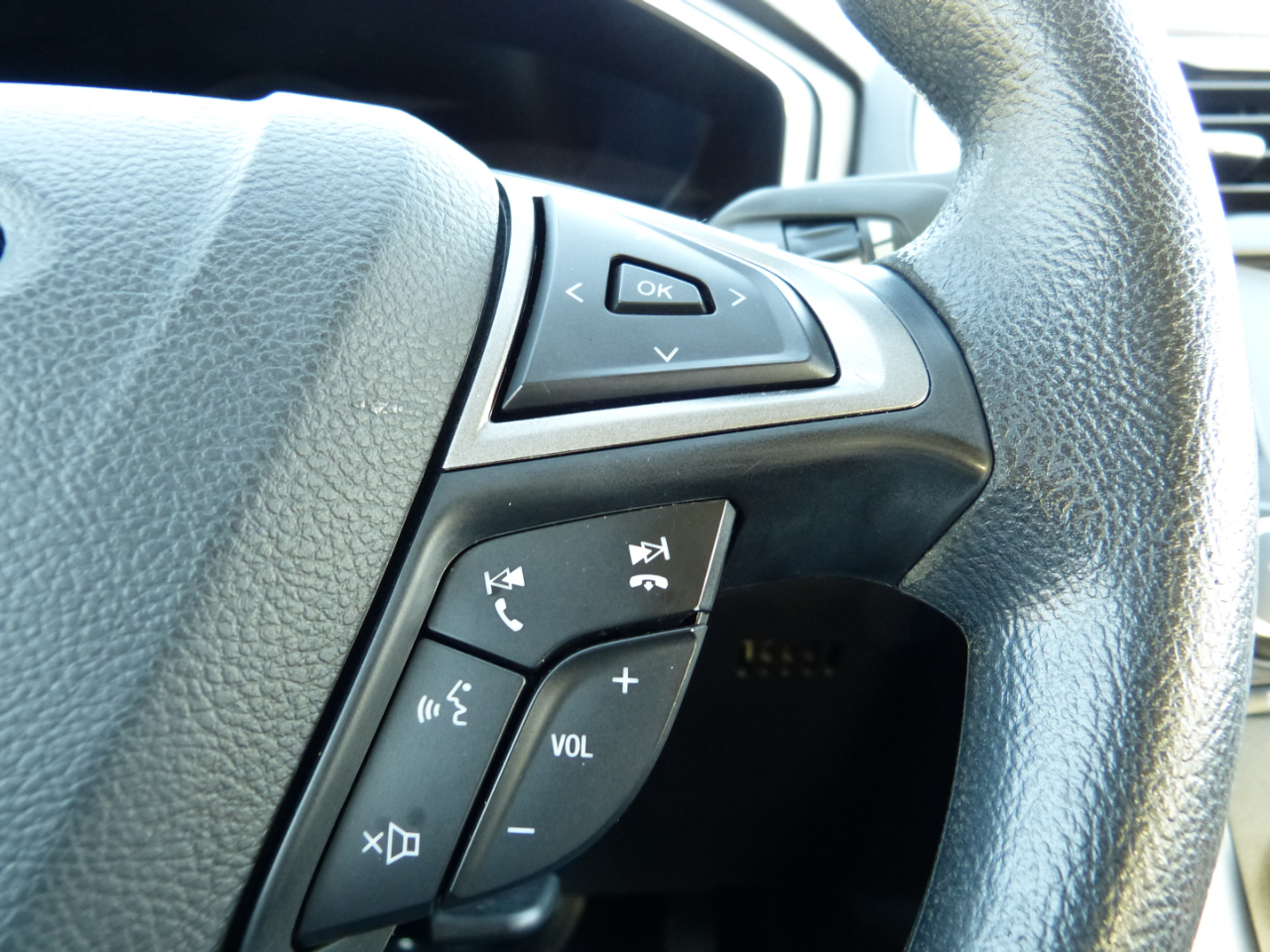 Ford Fusion Hybrid S 2018