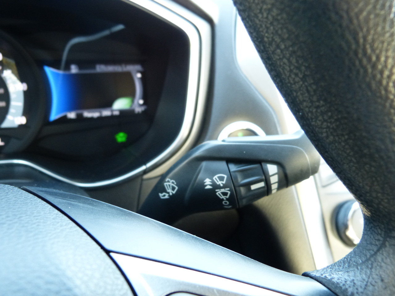 Ford Fusion Hybrid S 2018