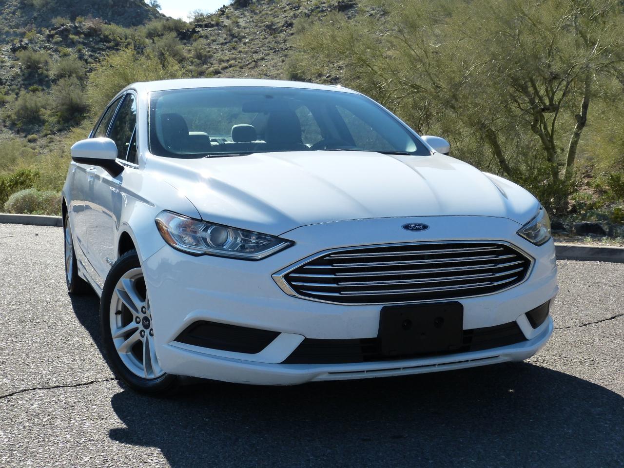 Ford Fusion Hybrid S 2018