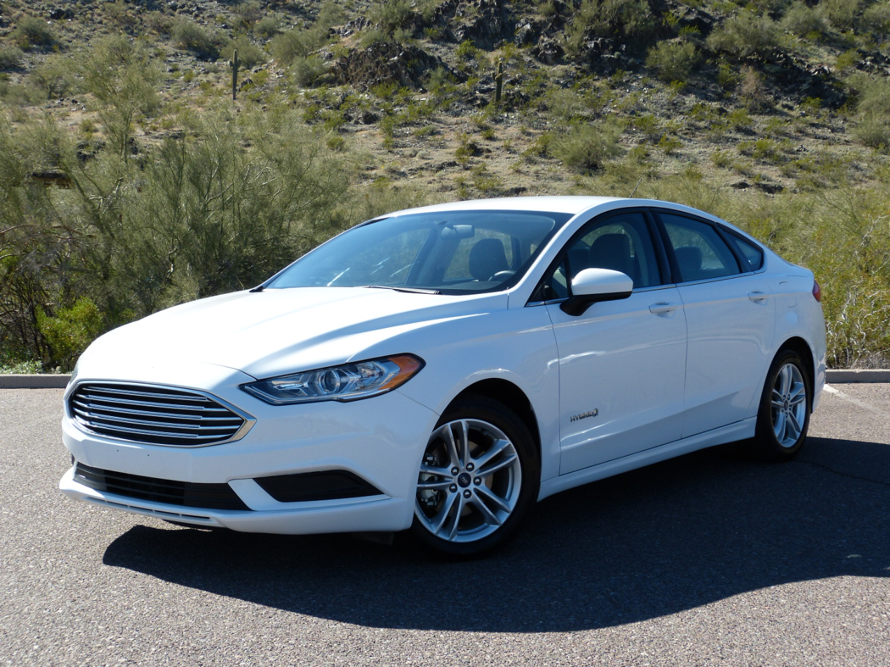 Ford Fusion Hybrid S 2018