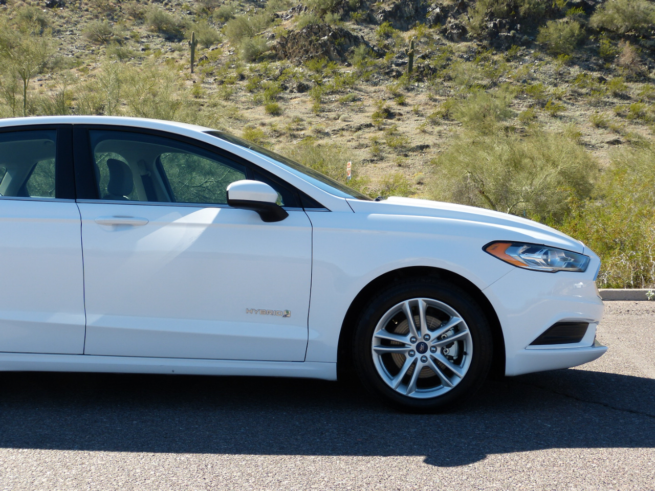 Ford Fusion Hybrid S 2018