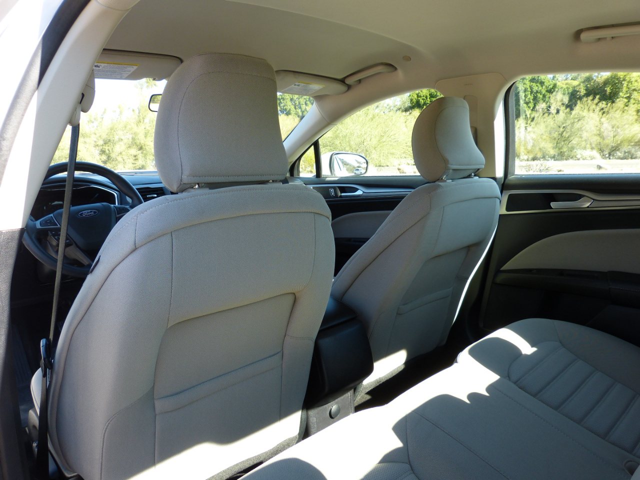 Ford Fusion Hybrid S 2018