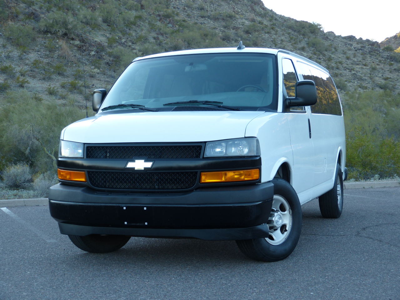 Chevrolet Express LS 2500 2018