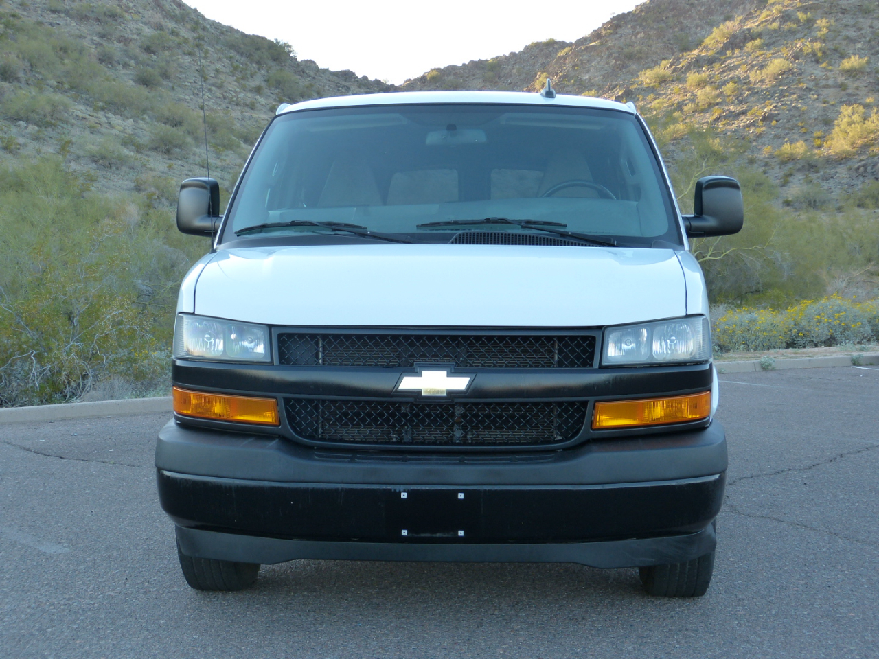 Chevrolet Express LS 2500 2018