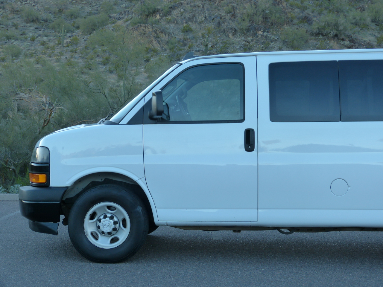 Chevrolet Express LS 2500 2018