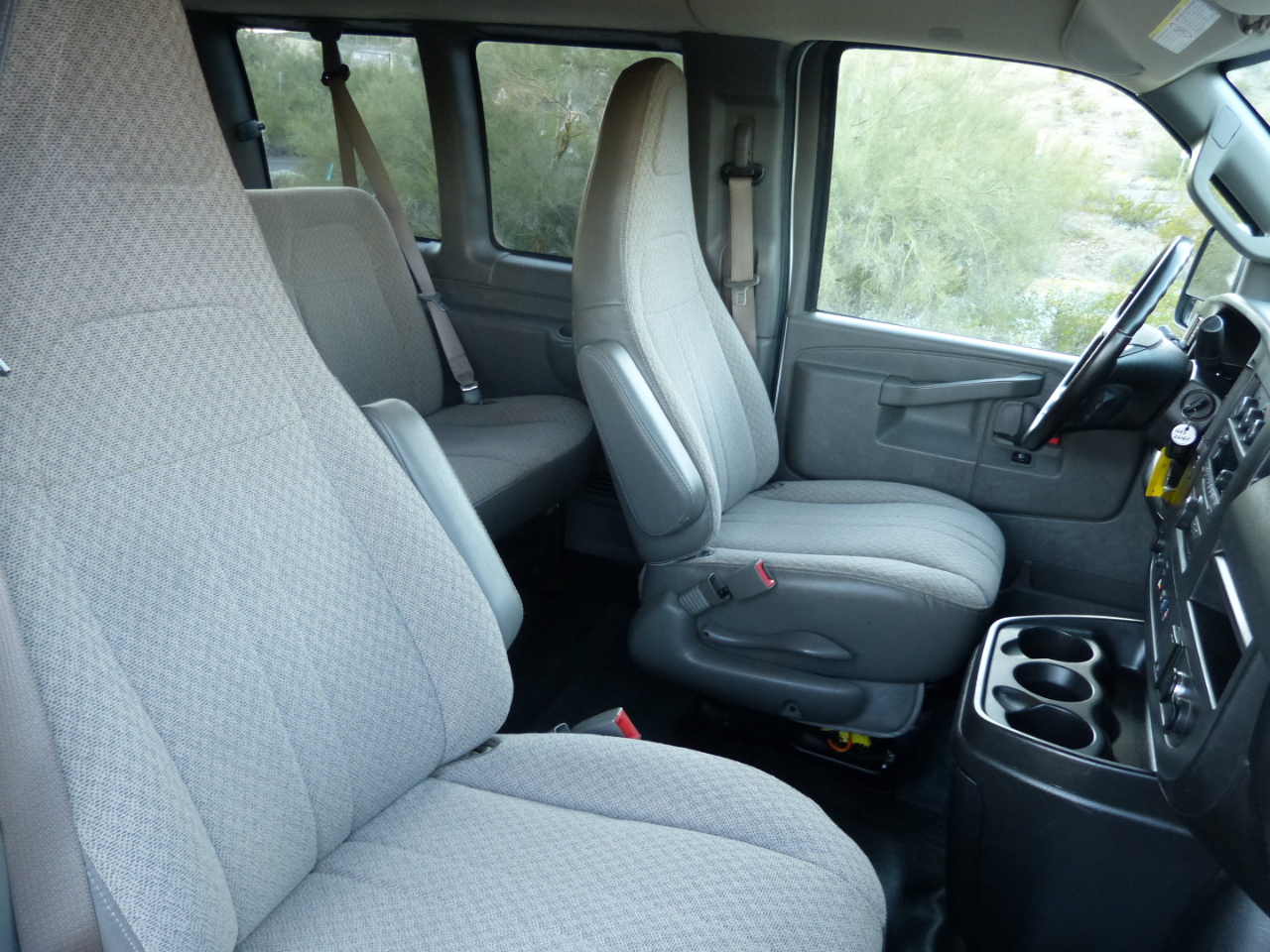 Chevrolet Express LS 2500 2018