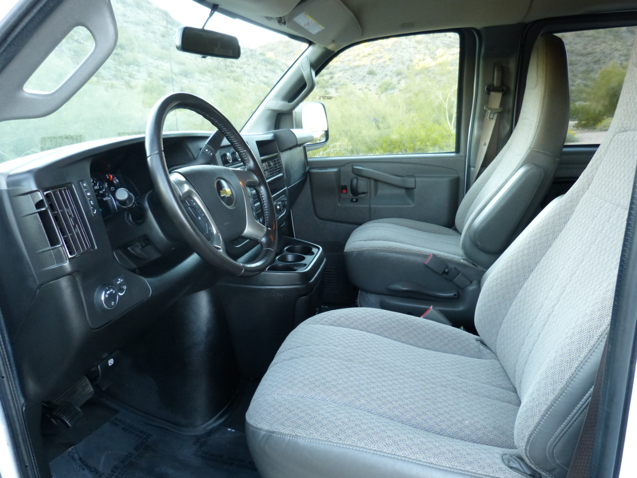 Chevrolet Express LS 2500 2018