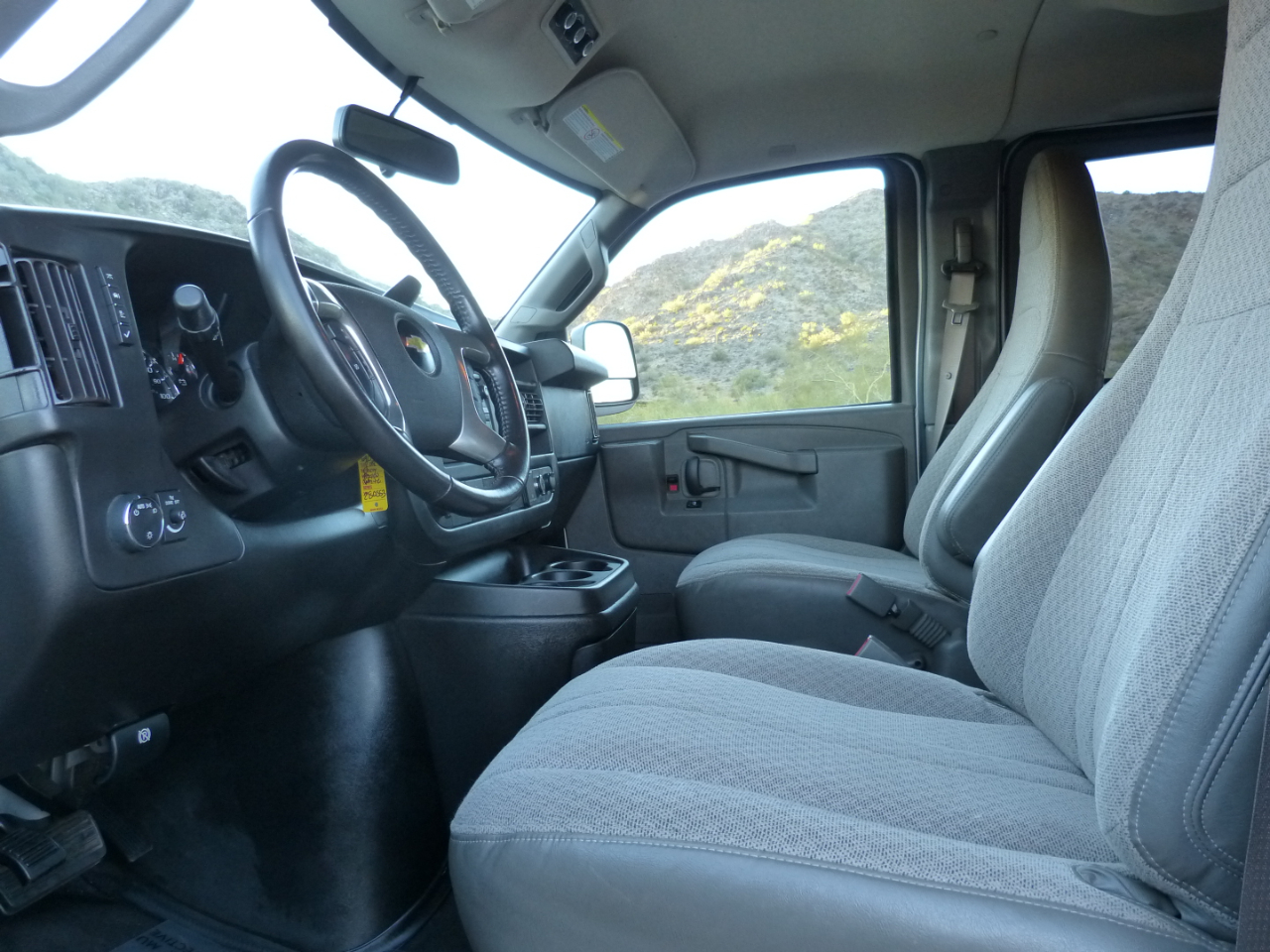 Chevrolet Express LS 2500 2018