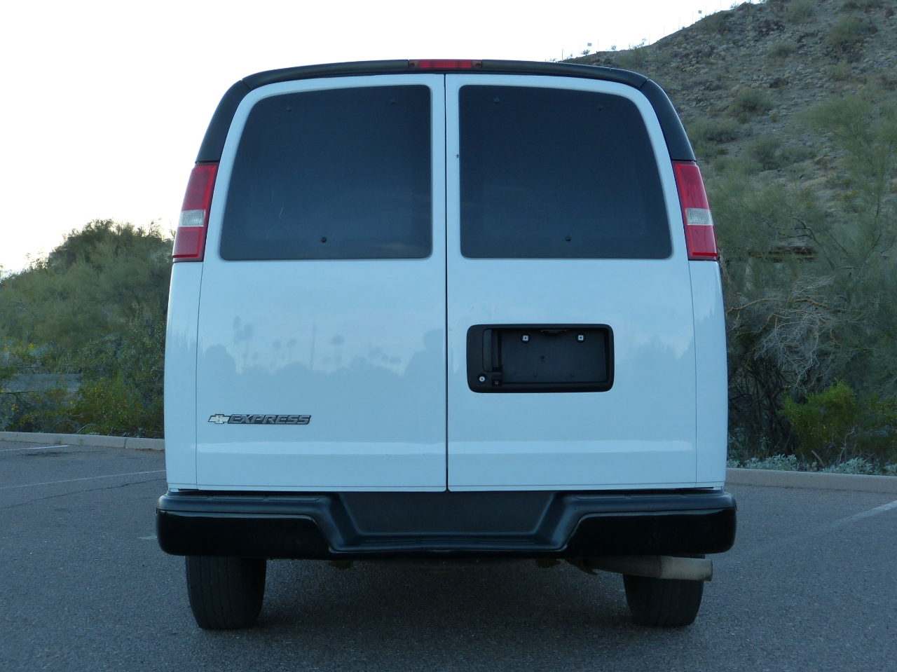 Chevrolet Express LS 2500 2018