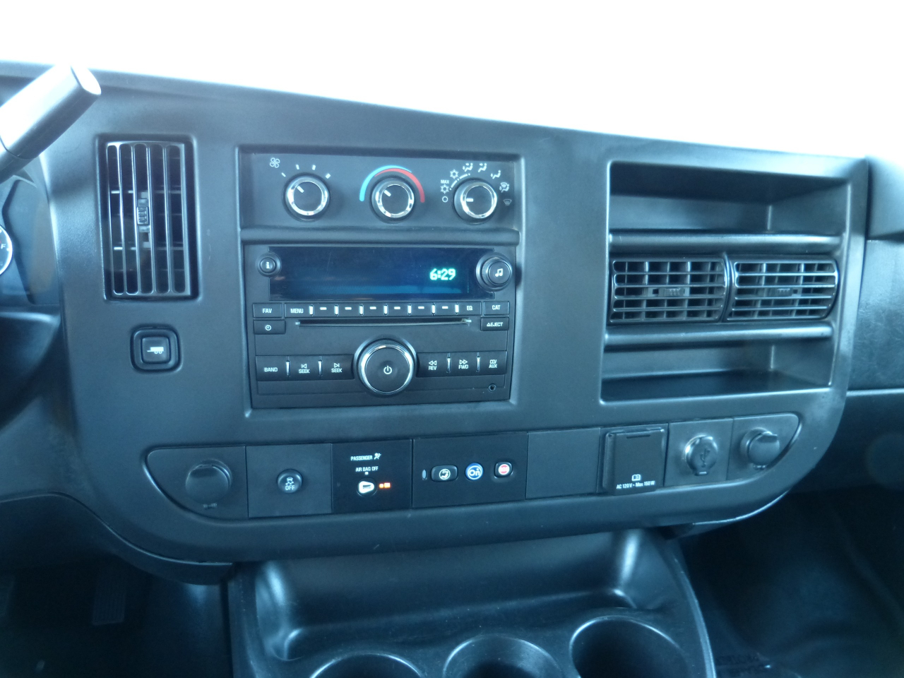 Chevrolet Express LS 2500 2018