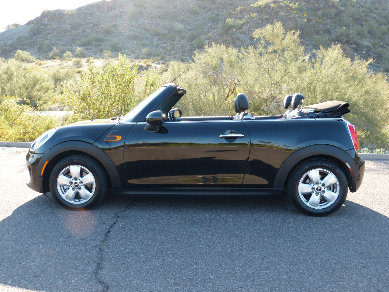 MINI Cooper Convertible 2dr Convertible 2019