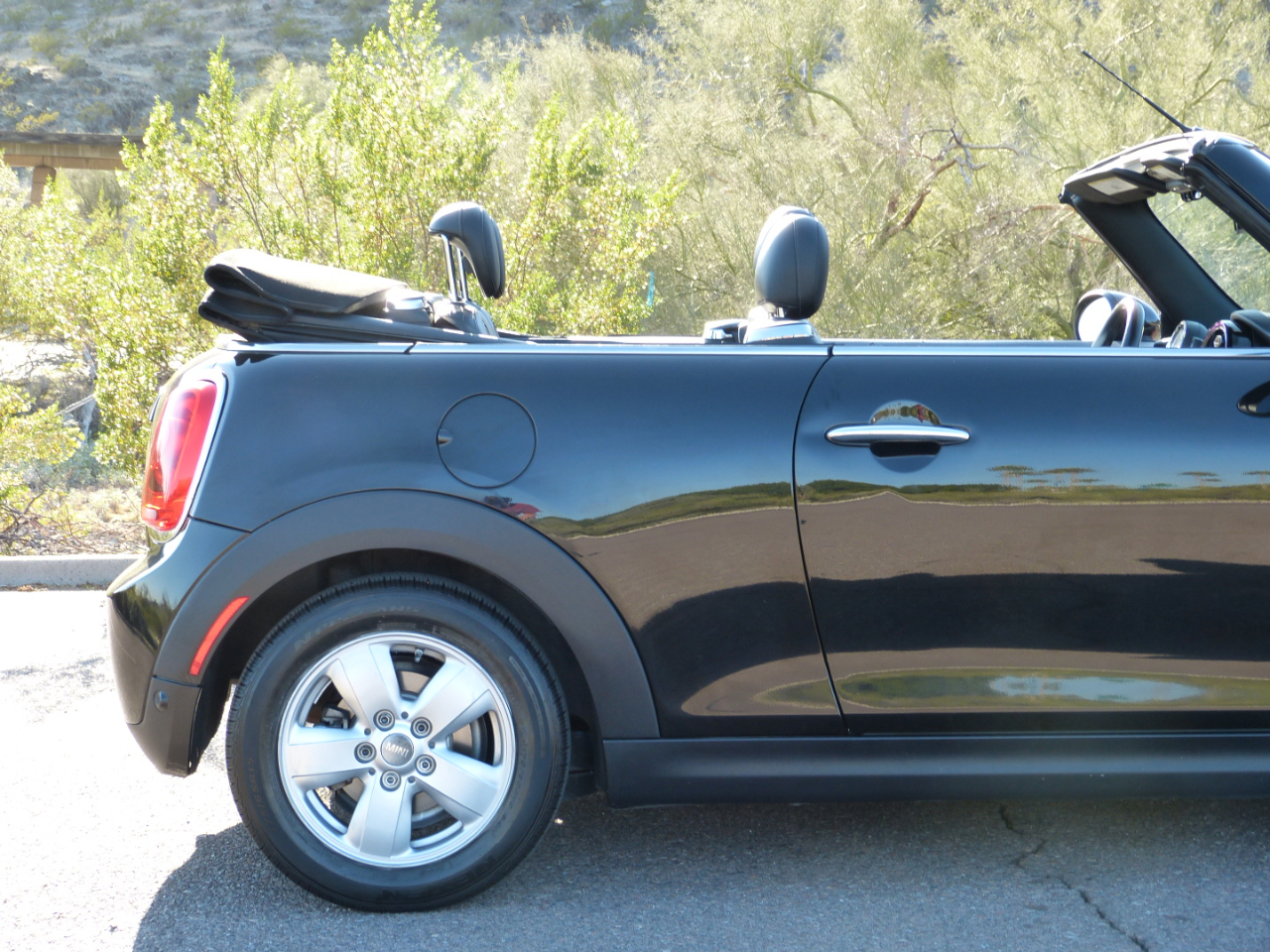 MINI Cooper Convertible 2dr Convertible 2019