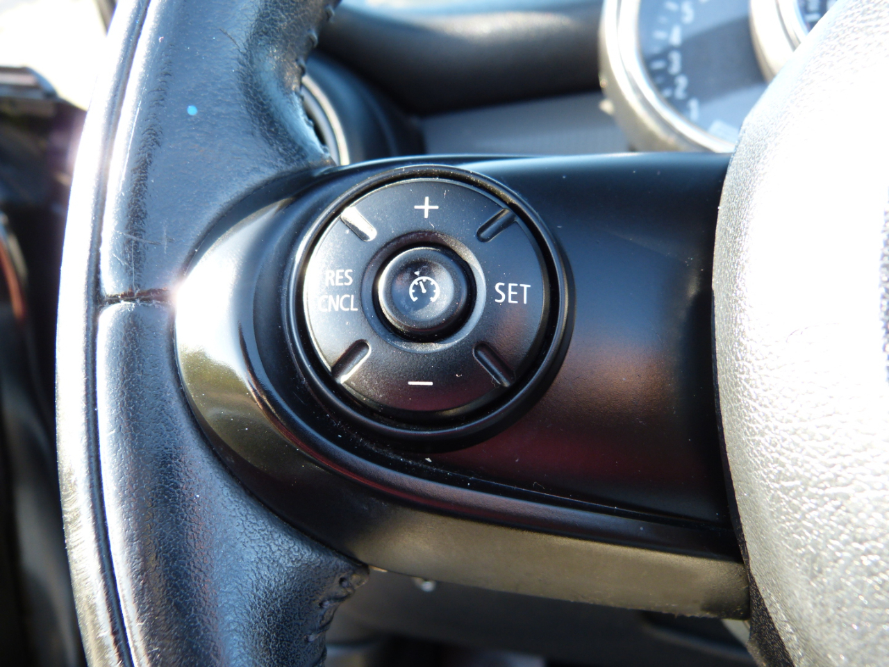 MINI Cooper Convertible 2dr Convertible 2019