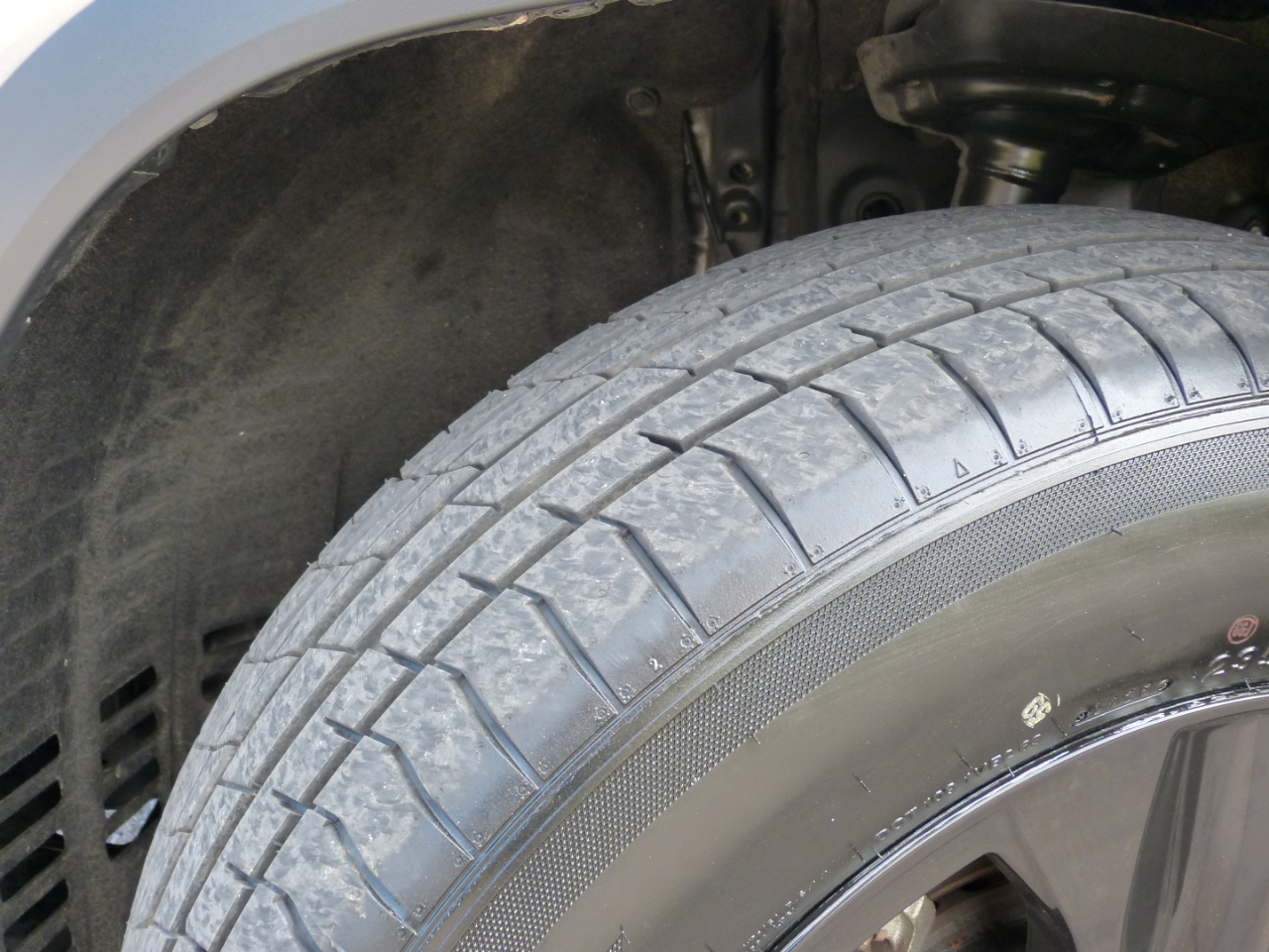 Toyota Highlander XLE 4D SUV FWD 2023