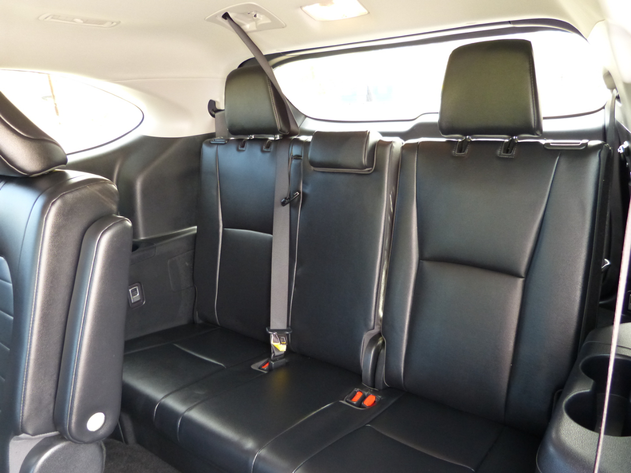 Toyota Highlander XLE 4D SUV FWD 2023