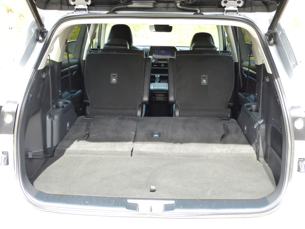 Toyota Highlander XLE 4D SUV FWD 2023