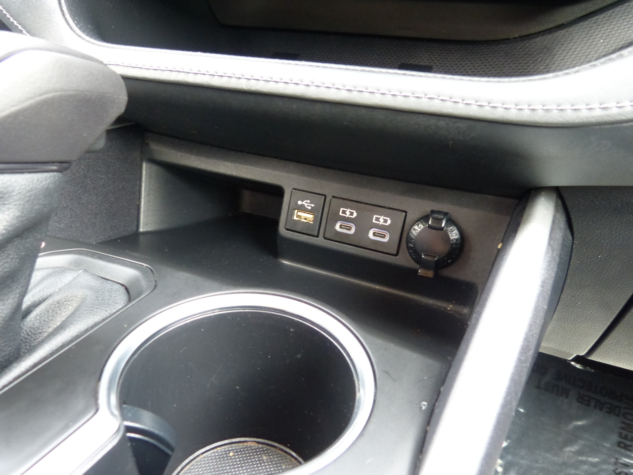 Toyota Highlander XLE 4D SUV FWD 2023