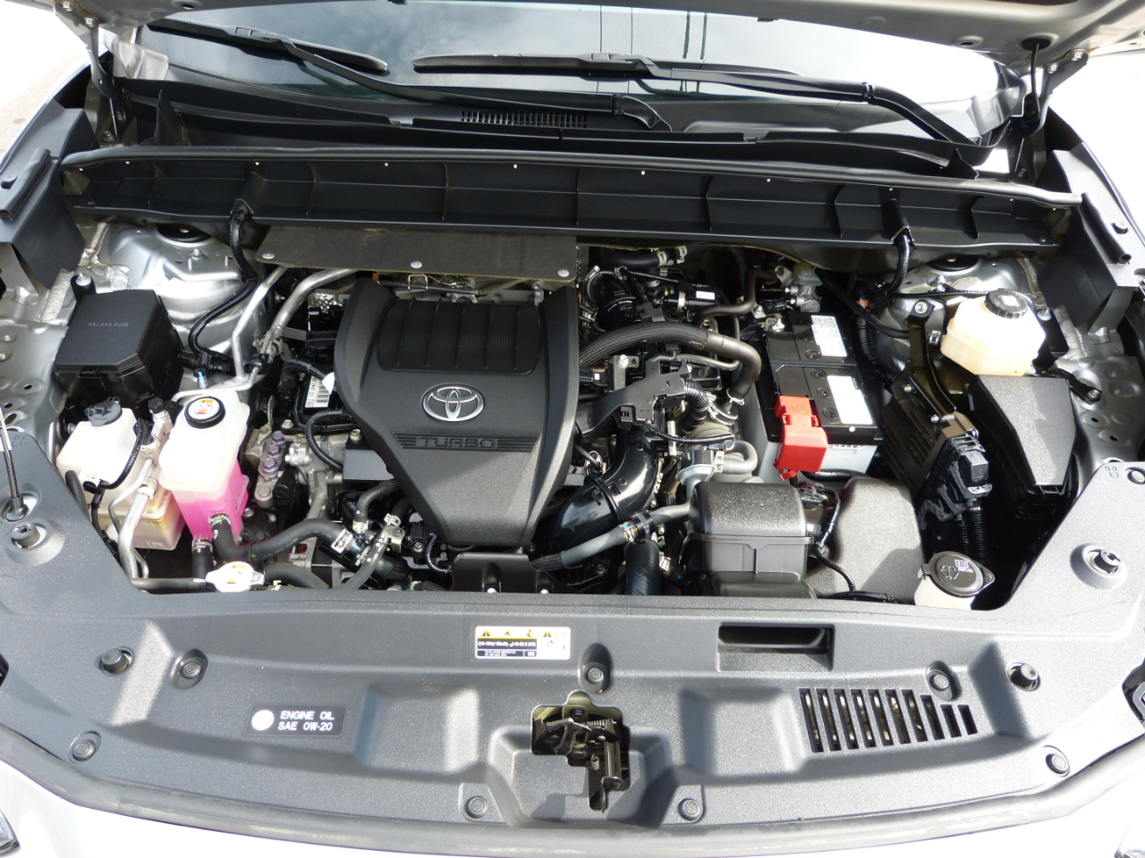 Toyota Highlander XLE 4D SUV FWD 2023