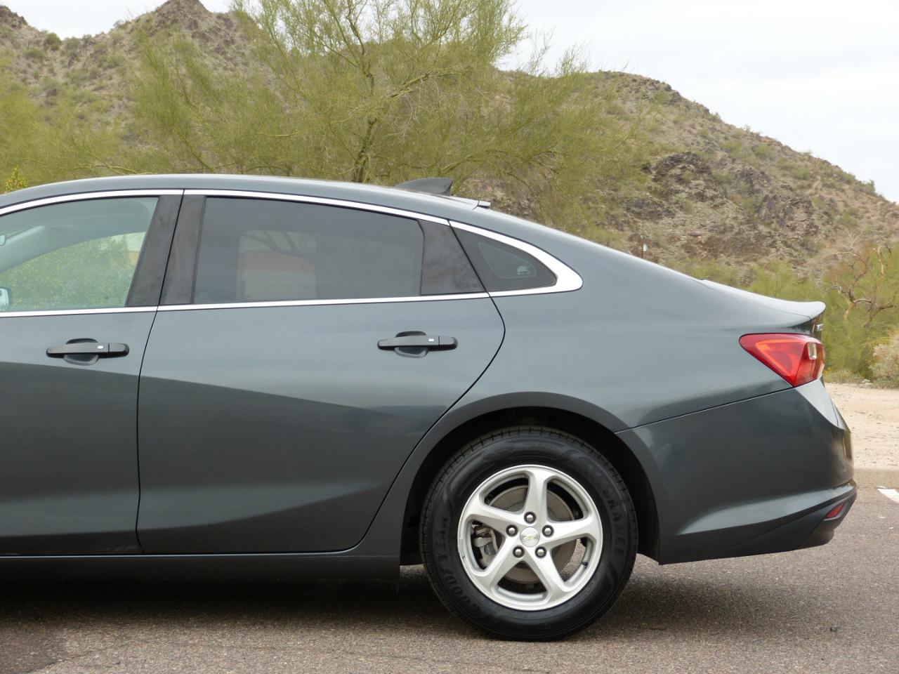 Chevrolet Malibu LS 4D Sedan 2018