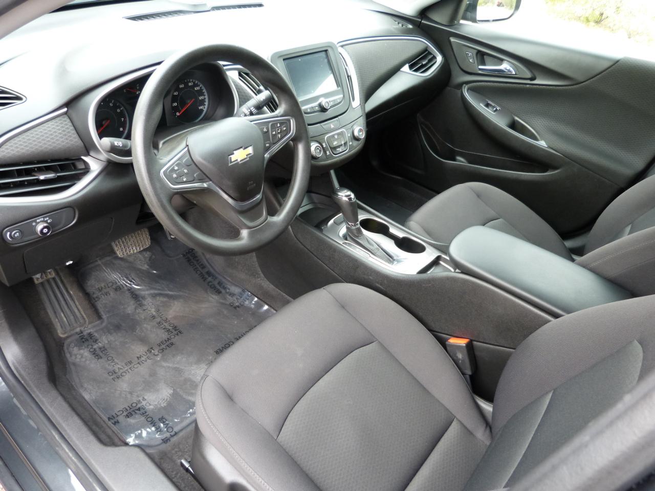 Chevrolet Malibu LS 4D Sedan 2018