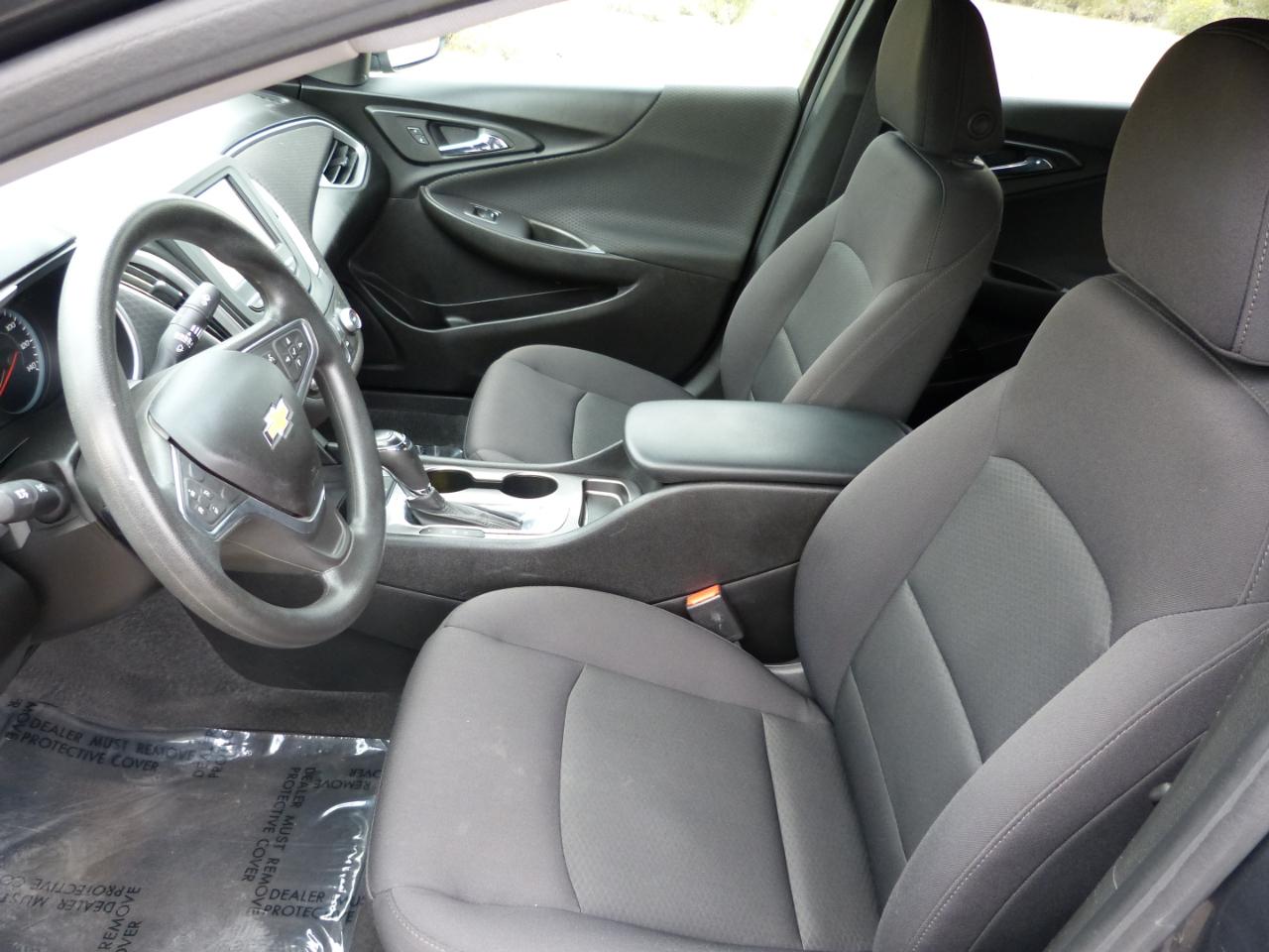 Chevrolet Malibu LS 4D Sedan 2018