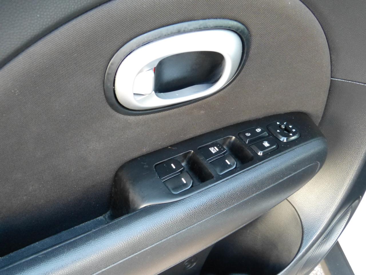 Kia Soul Base 6A 2016