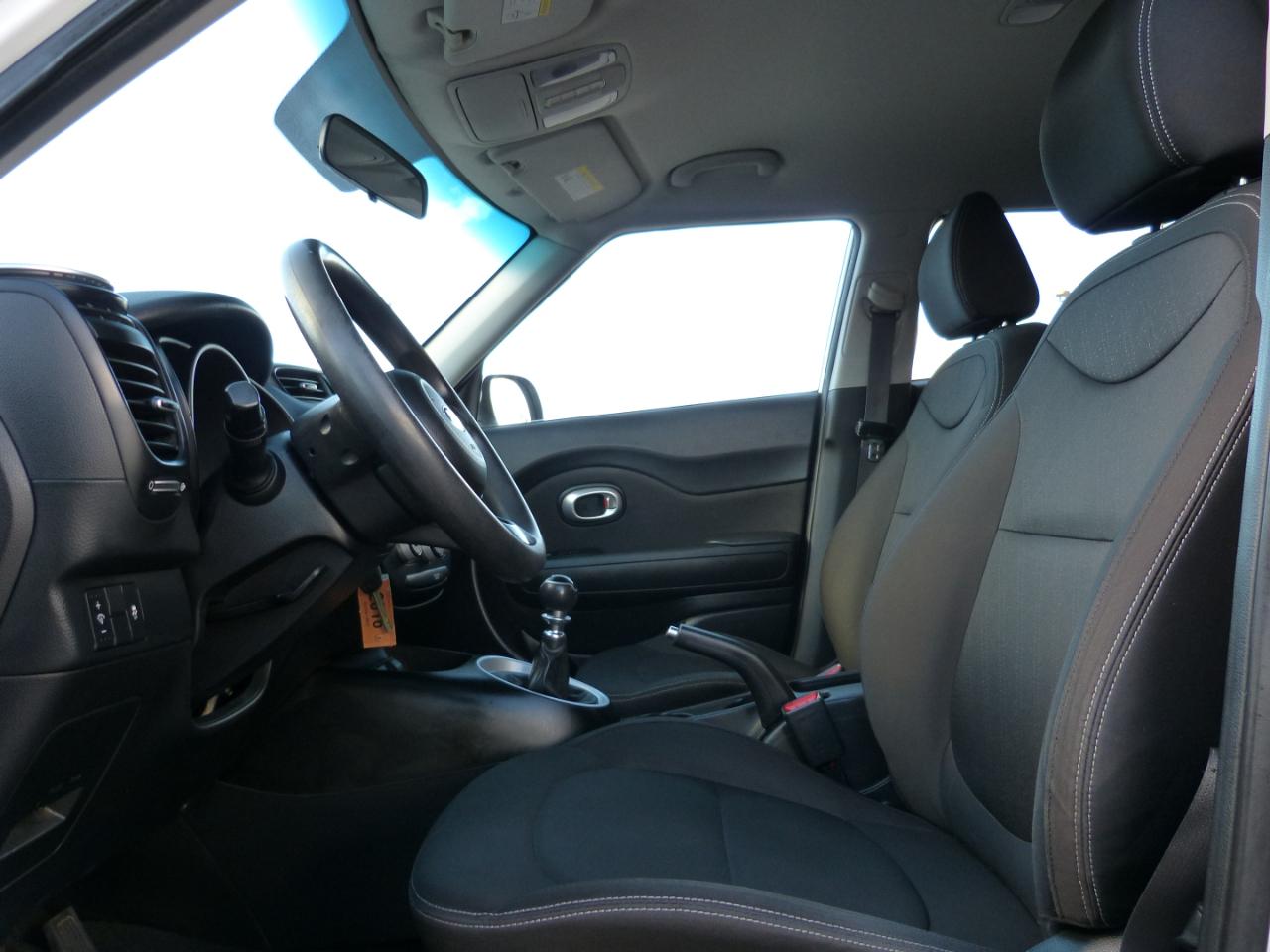 Kia Soul Base 6A 2016