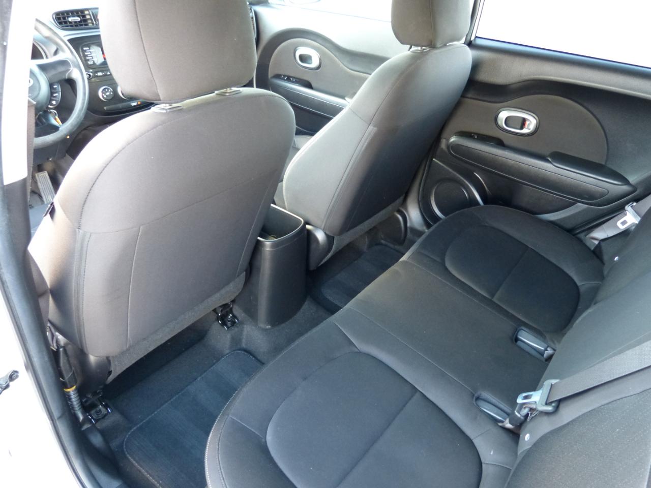 Kia Soul Base 6A 2016