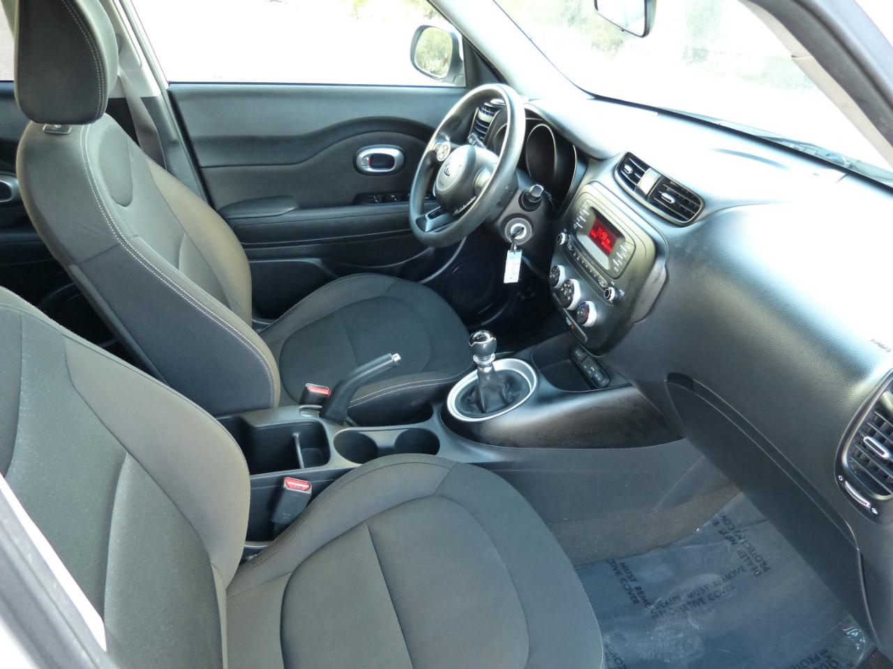 Kia Soul Base 6A 2016