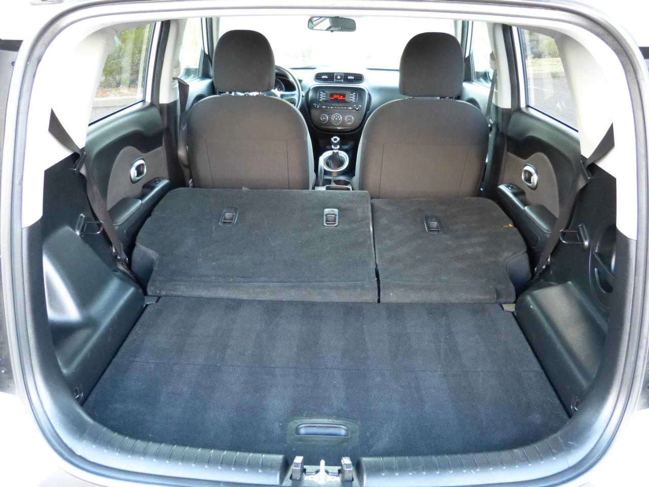 Kia Soul Base 6A 2016